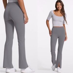 Vuori Daily split ribbed Flare leggings